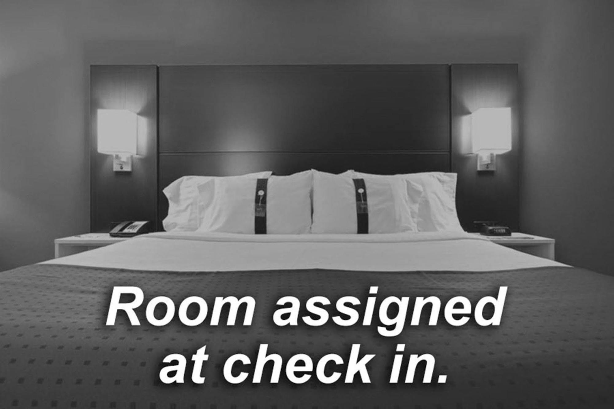 Holiday Inn Express And Suites Rochester West-Medical Center By Ihg Екстер'єр фото